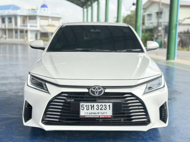 Toyota Yaris ATIV 2024 1.2 Smart Sedan เบนซิน ไม่ติดแก๊ส เกียร์อัตโนมัติ ขาว รูปที่ 3