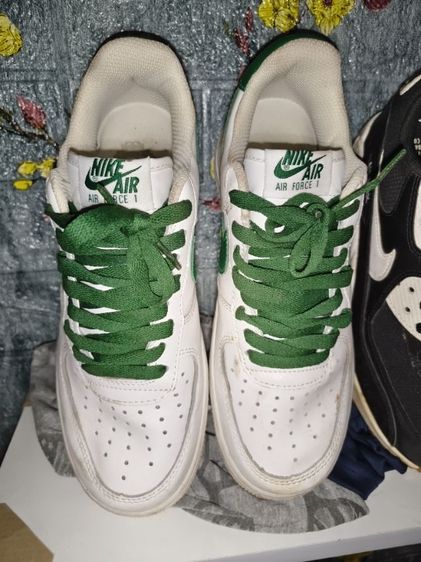 รองเท้า.NIKE AIR. ของแท้.มือสองสภาพดี.เบอร์.39.สนใจ.โทร.063-1461974.ส่งฟรีทั่วประเทศ.