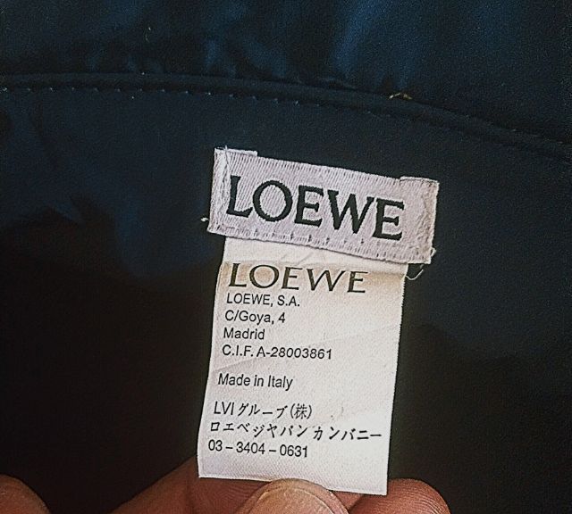 หมวกบัคเก็ต  Loewe รูปที่ 5