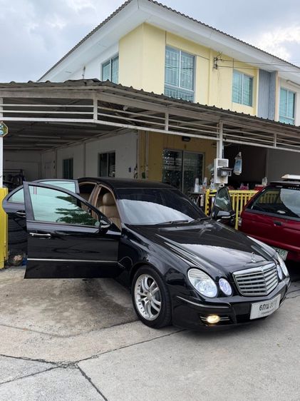 Mercedes-Benz E-Class 2007 E200 Sedan เบนซิน เกียร์อัตโนมัติ ดำ รูปที่ 4