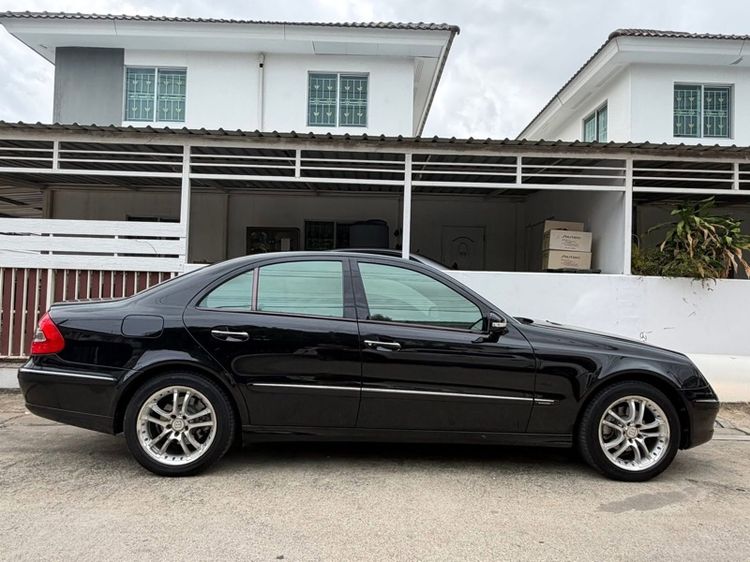 Mercedes-Benz E-Class 2007 E200 Sedan เบนซิน เกียร์อัตโนมัติ ดำ รูปที่ 3