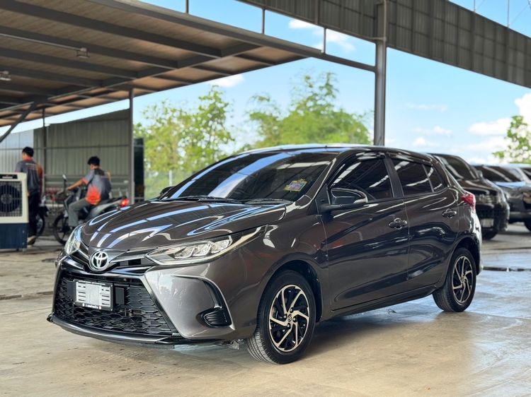 Toyota Yaris 2021 1.2 Sport Sedan เบนซิน ไม่ติดแก๊ส เกียร์อัตโนมัติ เทา รูปที่ 3