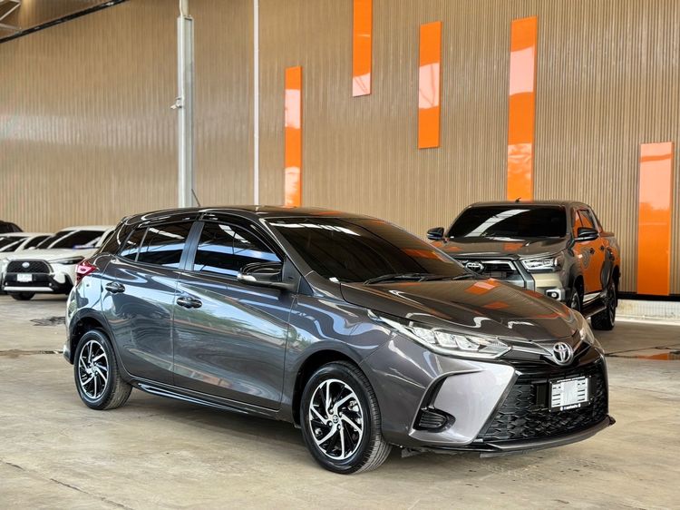 Toyota Yaris 2021 1.2 Sport Sedan เบนซิน ไม่ติดแก๊ส เกียร์อัตโนมัติ เทา รูปที่ 2