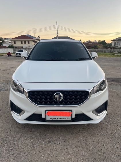 รถ MG MG3 1.5 D สี ขาว
