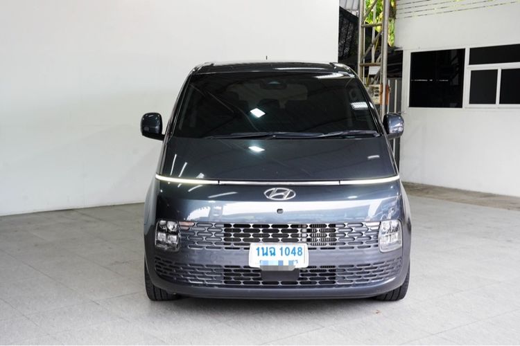 Hyundai Staria 2022 2.2 SEL Van ดีเซล ไม่ติดแก๊ส เกียร์อัตโนมัติ เทา