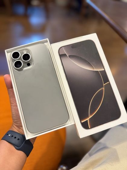 iPhone 16 pro max 256 gb natural titanium 