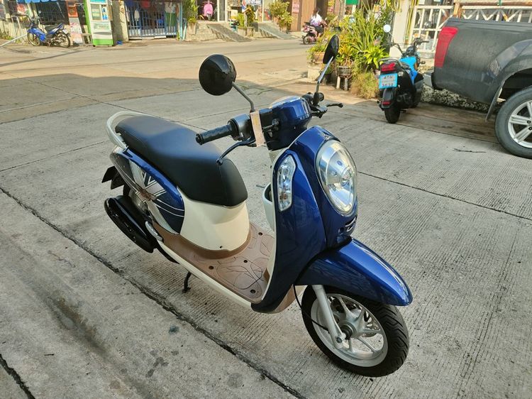 🛵ยังไงก็ขาย SCOOPY-i ปี 56 เครื่องดี สีสวย สตาร์ทมือ(ท่อดัง) เล่มชุดโอนครบ+เปลี่ยนถ่ายน้ำมันเครื่องฟรี ส่งฟรี30 ก.ม รูปที่ 5