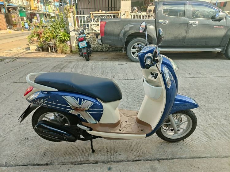 🛵ยังไงก็ขาย SCOOPY-i ปี 56 เครื่องดี สีสวย สตาร์ทมือ(ท่อดัง) เล่มชุดโอนครบ+เปลี่ยนถ่ายน้ำมันเครื่องฟรี ส่งฟรี30 ก.ม รูปที่ 3