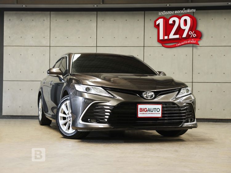 รถ Toyota Camry 2.5 Sport สี เทา