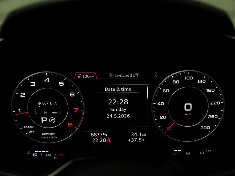 Audi Audi TT 2016 2.0 Quattro 4WD Sedan เบนซิน ไม่ติดแก๊ส เกียร์อัตโนมัติ แดง รูปที่ 3