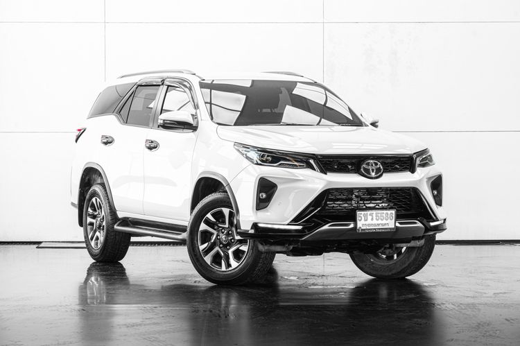 Toyota Fortuner 2024 2.4 Leader G Utility-car เบนซิน ไม่ติดแก๊ส เกียร์อัตโนมัติ ขาว รูปที่ 2