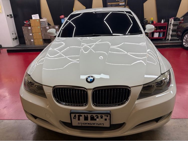 รถ BMW Series 3 318i สี ขาว