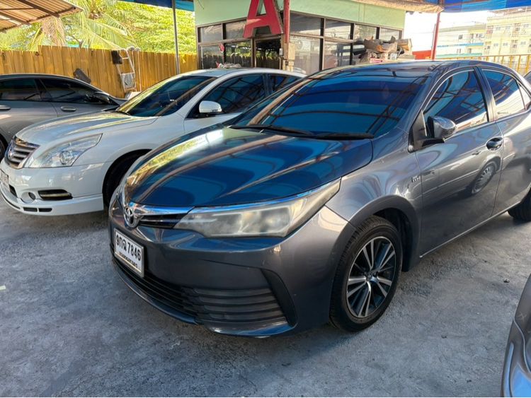 รถ Toyota Altis 1.8 E สี เทา