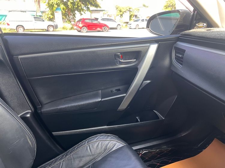 Toyota Altis 2014 1.8 Esport Sedan เบนซิน ไม่ติดแก๊ส เกียร์อัตโนมัติ ดำ รูปที่ 3