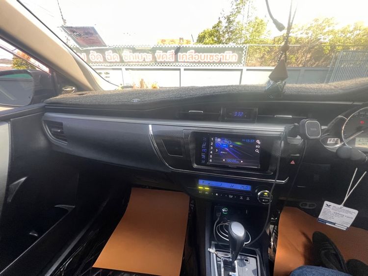 Toyota Altis 2014 1.8 Esport Sedan เบนซิน ไม่ติดแก๊ส เกียร์อัตโนมัติ ดำ รูปที่ 4
