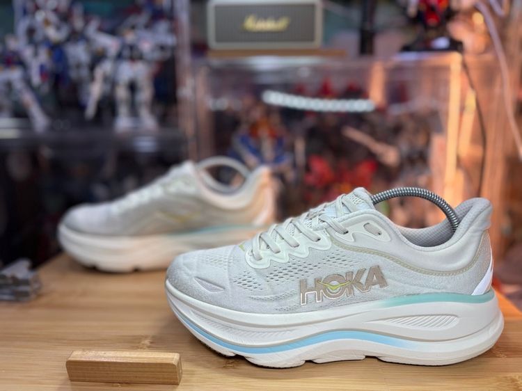 Hoka One One Bondi 9