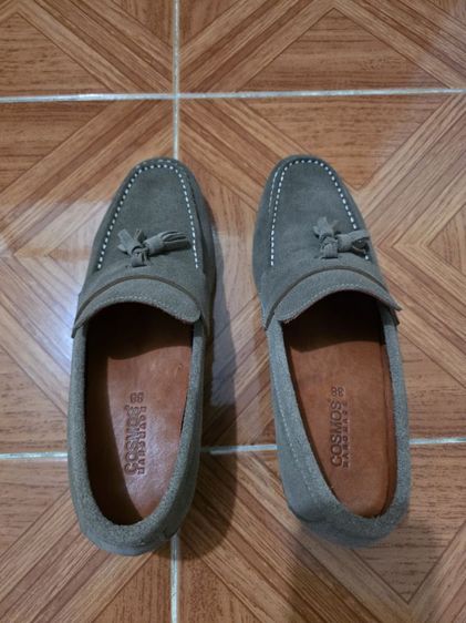 รองเท้าโลฟเฟอร์ (Loafers) แบบสวม รูปที่ 4