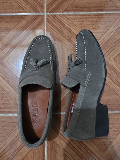 รองเท้าโลฟเฟอร์ (Loafers) แบบสวม รูปที่ 2