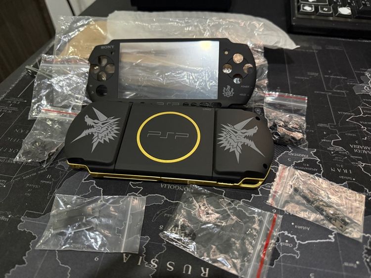 ขายกรอบ PSP 3000 รุ่น Monster Hunter Limited Edition