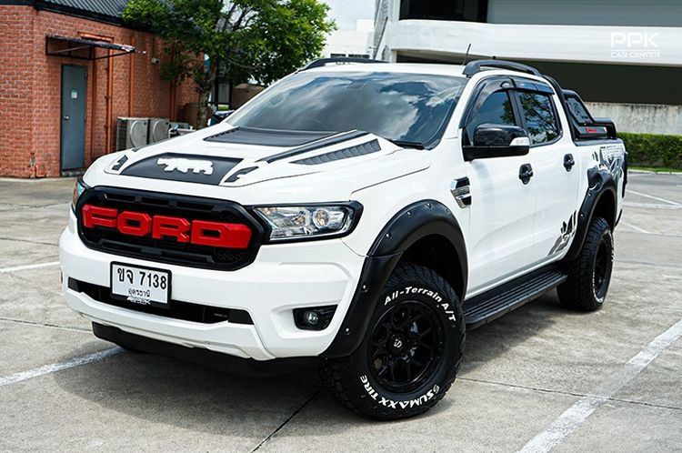 รถ Ford Ranger 2.2 Hi-Rider XLT สี ขาว