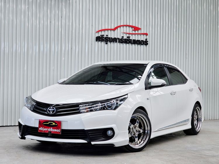 รถ Toyota Altis 1.8 Esport สี ขาว