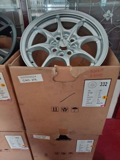แม็กใหม่ขอบ 15 กว้าง 7