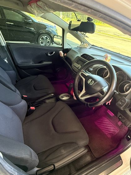 Honda Jazz 2010 1.5 S Sedan เบนซิน เกียร์อัตโนมัติ ขาว รูปที่ 3