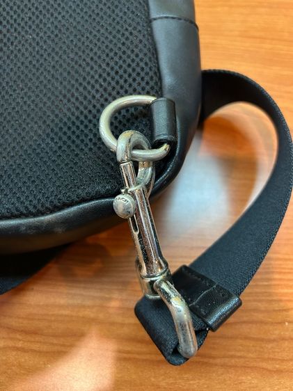 Coach Charles Pack กระเป๋าสะพายข้างผู้ชาย  รูปที่ 8