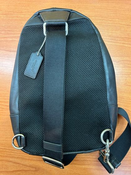 Coach Charles Pack กระเป๋าสะพายข้างผู้ชาย  รูปที่ 6