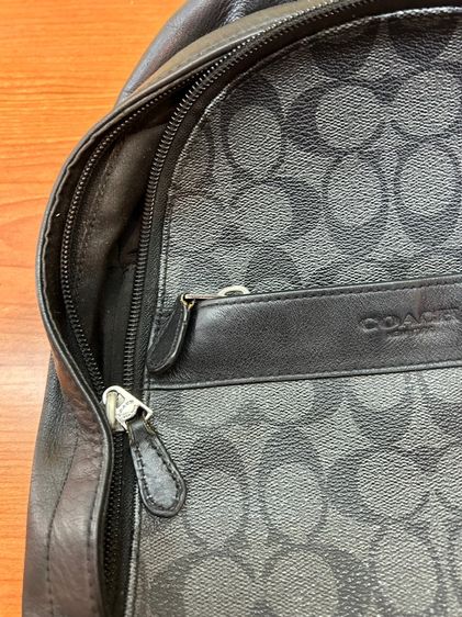 Coach Charles Pack กระเป๋าสะพายข้างผู้ชาย  รูปที่ 4
