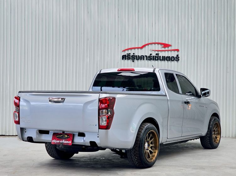 Isuzu D-MAX 2022 1.9 S Pickup ดีเซล ไม่ติดแก๊ส เกียร์ธรรมดา เทา รูปที่ 4