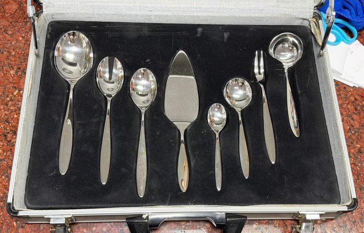 Marke Tischfein ชุดช้อน-ส้อม มีดสเต็ก รูปที่ 3