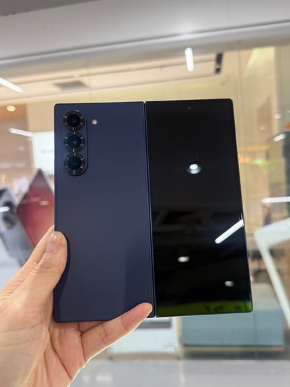 Samsung Galaxy Z Fold 6 เครื่องสวยใช้งานปกติทุกอย่าง