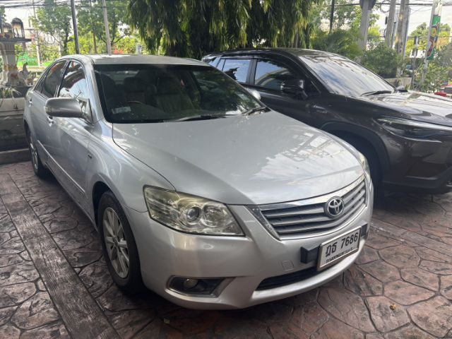 รถ Toyota Camry 2.0 G สี บรอนซ์เงิน
