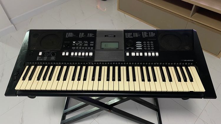 คีย์บอร์ดมาตรฐาน Yamaha PSR-E423