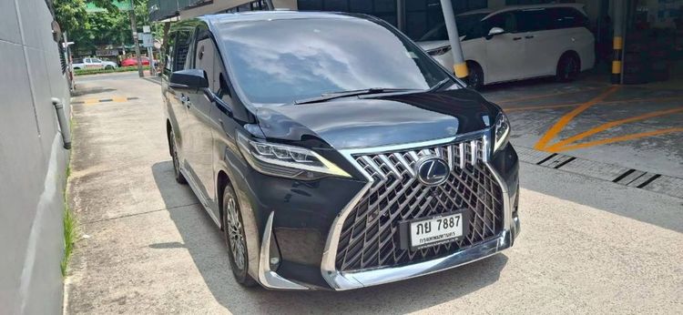 รถ Lexus LM300h Executive 7-Seater สี ดำ