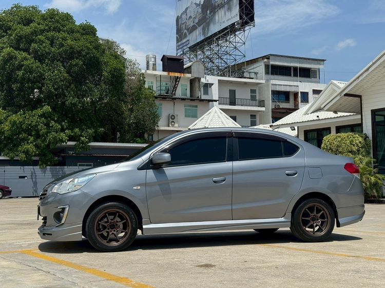 Mitsubishi Attrage 2018 1.2 GLS Sedan เบนซิน ไม่ติดแก๊ส เกียร์อัตโนมัติ เทา รูปที่ 4