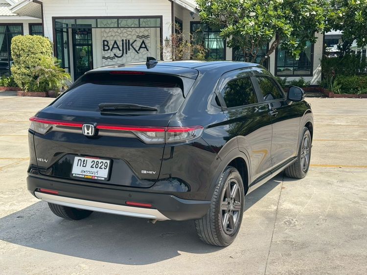 Honda HR-V 2023 1.5 e:HEV Utility-car ไฮบริด ไม่ติดแก๊ส เกียร์อัตโนมัติ ดำ รูปที่ 4