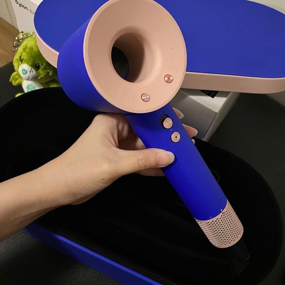 อุปกรณ์เสริมความงาม  Dyson Supersonic™ รุ่น HD15 สีน้ำเงินบลูบลัช (Blue Blush) ไม่มีหัวม้วนโล