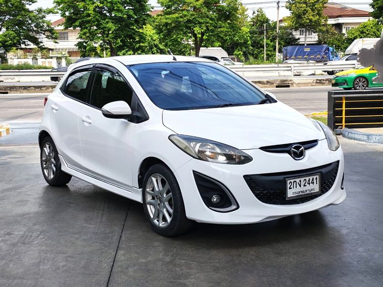 Mazda Mazda 2 2013 1.5 Spirit Sports Sedan เบนซิน ไม่ติดแก๊ส เกียร์อัตโนมัติ ขาว รูปที่ 3