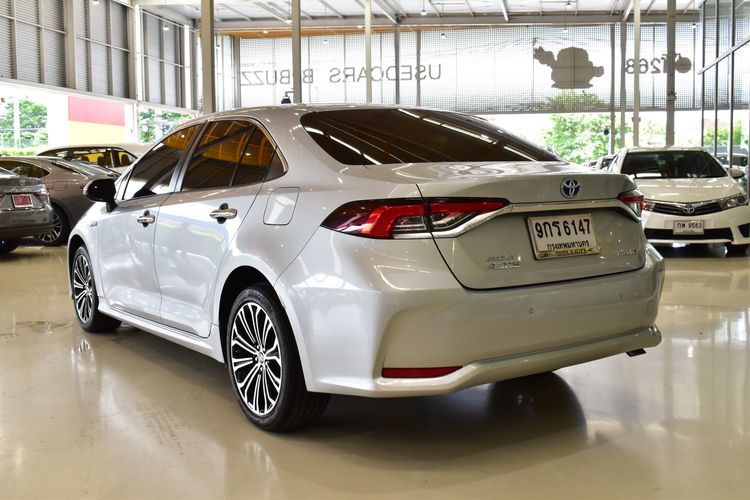 Toyota Altis 2019 1.8 Hybrid High Sedan ไฮบริด ไม่ติดแก๊ส เกียร์อัตโนมัติ เทา รูปที่ 4