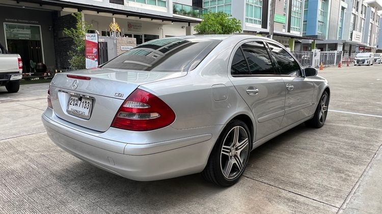 Mercedes-Benz E-Class 2003 E220 CDI Sedan ดีเซล ไม่ติดแก๊ส เกียร์อัตโนมัติ เงิน รูปที่ 3