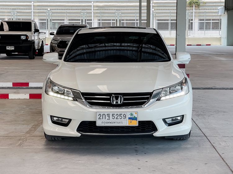 Honda Accord 2013 2.4 EL NAVI Sedan เบนซิน ไม่ติดแก๊ส เกียร์อัตโนมัติ ขาว รูปที่ 2