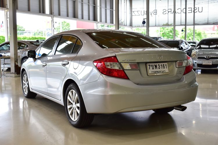 Honda Civic 2013 1.8 E i-VTEC Sedan เบนซิน ไม่ติดแก๊ส เกียร์อัตโนมัติ บรอนซ์เงิน รูปที่ 4