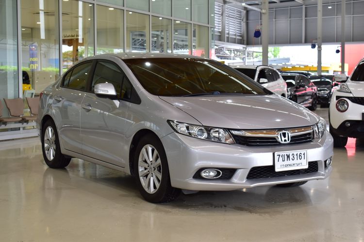 Honda Civic 2013 1.8 E i-VTEC Sedan เบนซิน ไม่ติดแก๊ส เกียร์อัตโนมัติ บรอนซ์เงิน รูปที่ 2