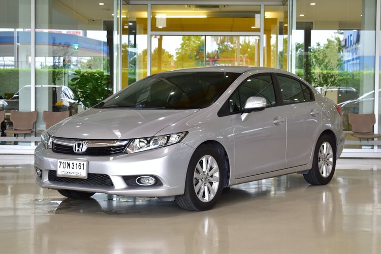 รถ Honda Civic 1.8 E i-VTEC สี บรอนซ์เงิน