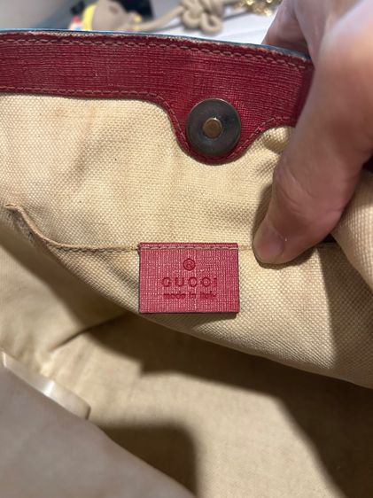 สินค้ามือ2แท้สภาพใช้งาน Gucci kid tote ลายเต่าทอง สภาพใช้งาน ตำหนิมุม4มุมไม่ทะลุ ขาด 1 จุดไม่ทะลุ รูปที่ 18