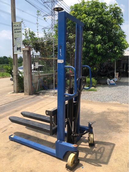 รถยกพาเลทแบบยกสูง (Manual Hand Stacker) รูปที่ 2