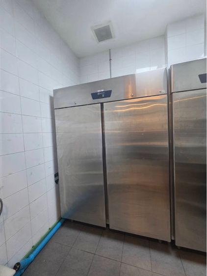 ตู้แช่ 2 ประตูบานเปิด Electrolux