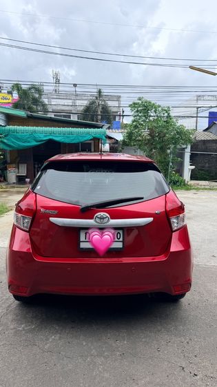 Toyota Yaris 2014 1.2 Sport Hatchback Sedan เบนซิน ไม่ติดแก๊ส เกียร์อัตโนมัติ แดง รูปที่ 2
